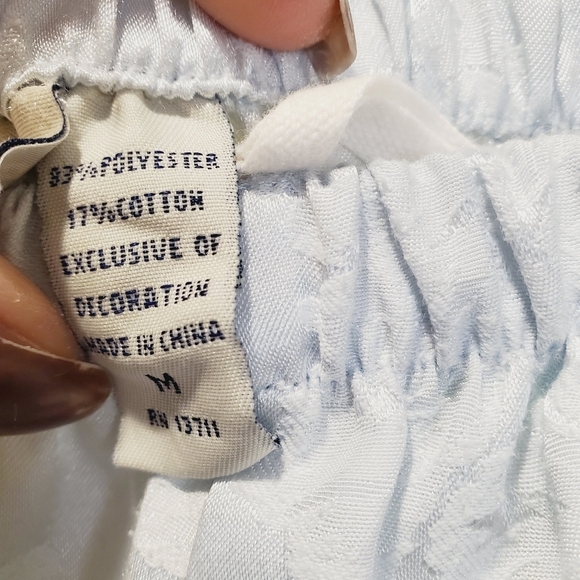 Lord and Taylor Women's Vintage light blue brocade fabric pajama set size M - Picture 5 of 9